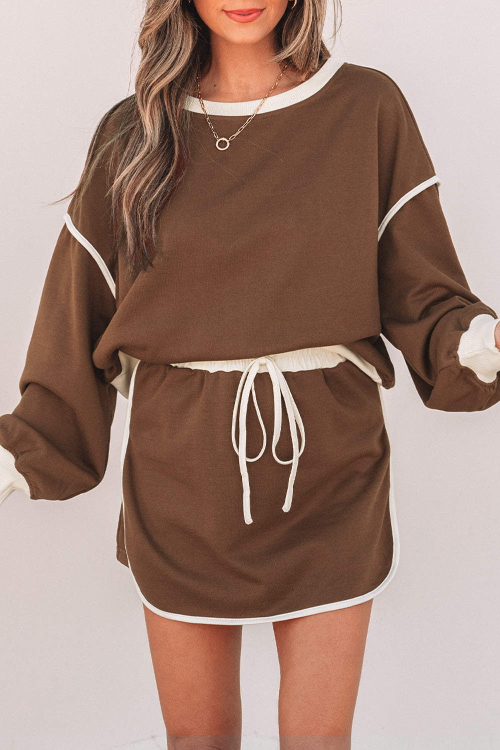 Coffee Color Contrast Loose Pullover and Lace-up Waist Skort Set