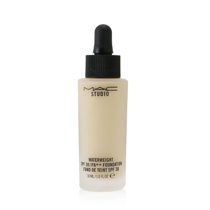 Studio Waterweight Foundation Spf 30 - # Nc15 (light With Golden Undertone) - 30ml/1oz