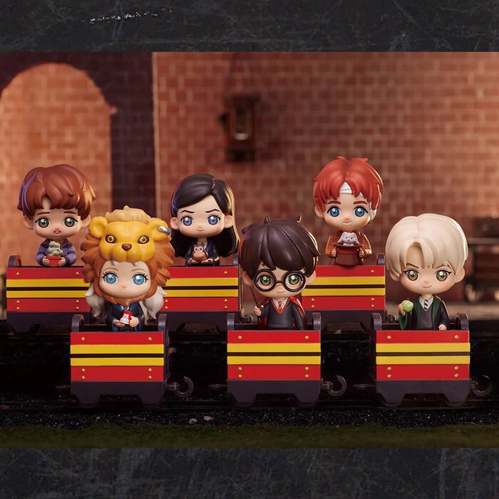 Harry Potter Heading To Hogwarts Series (individual Blind Boxes) - 7 x 7 x 11cm